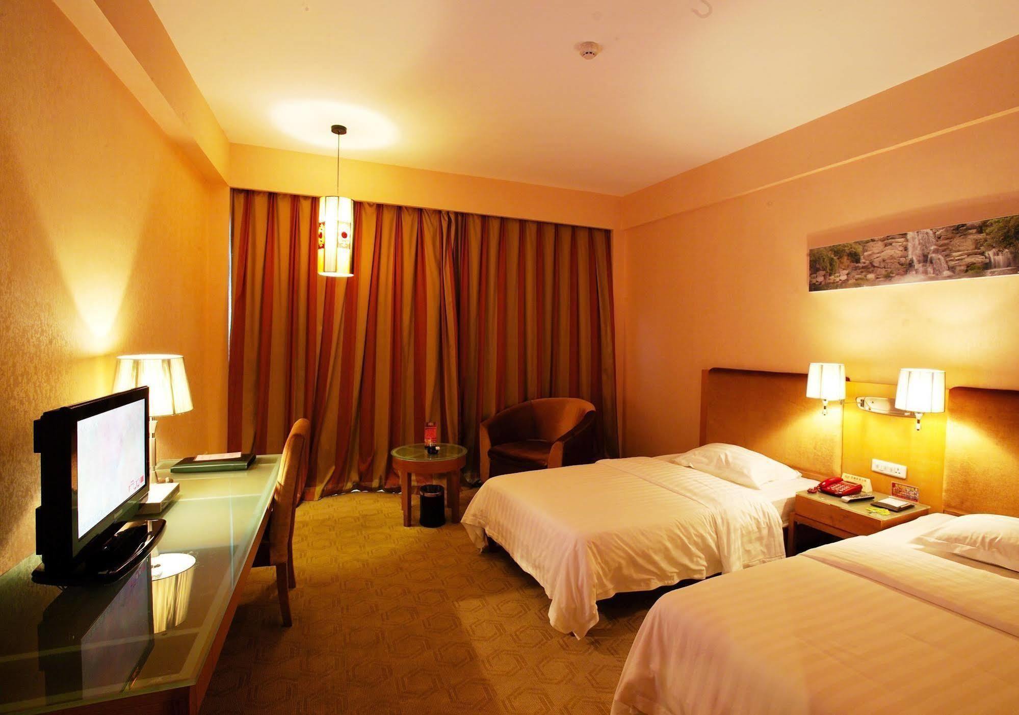Jinyuan Hotel 梧州 外观 照片