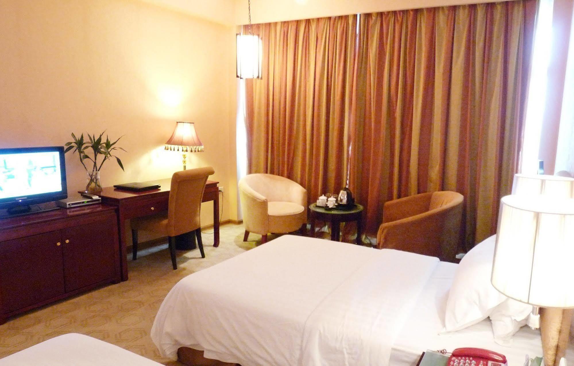 Jinyuan Hotel 梧州 外观 照片